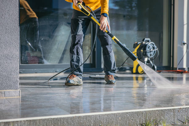 Best Garage Pressure Washing  in Point Venture, TX